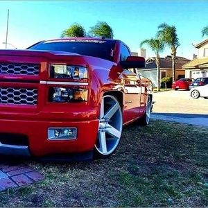 Meet your Posher, Tito